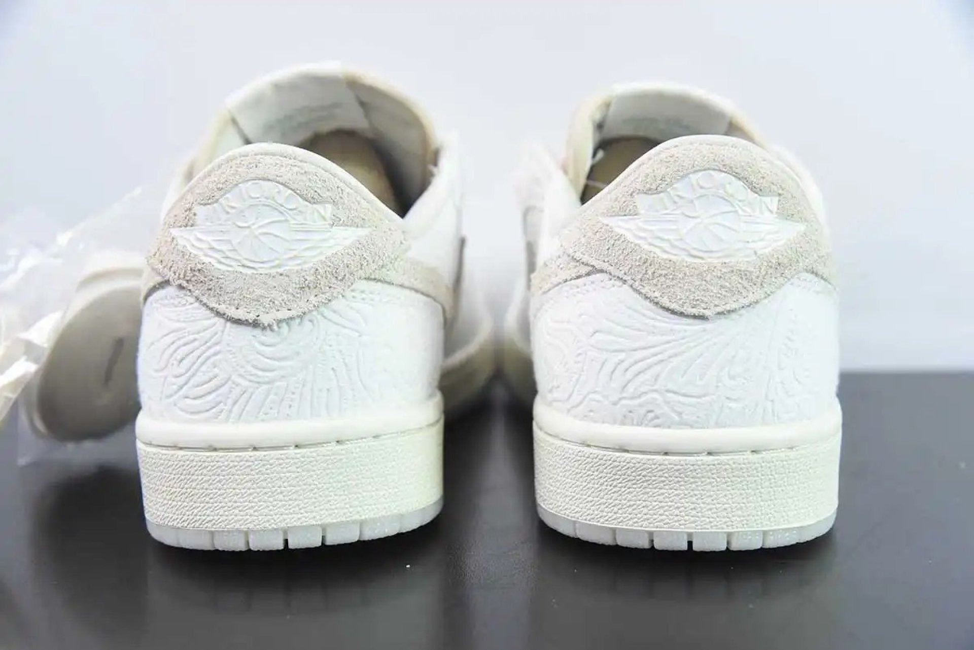 Air Jordan 1 Retro Low OG Chris Paul
