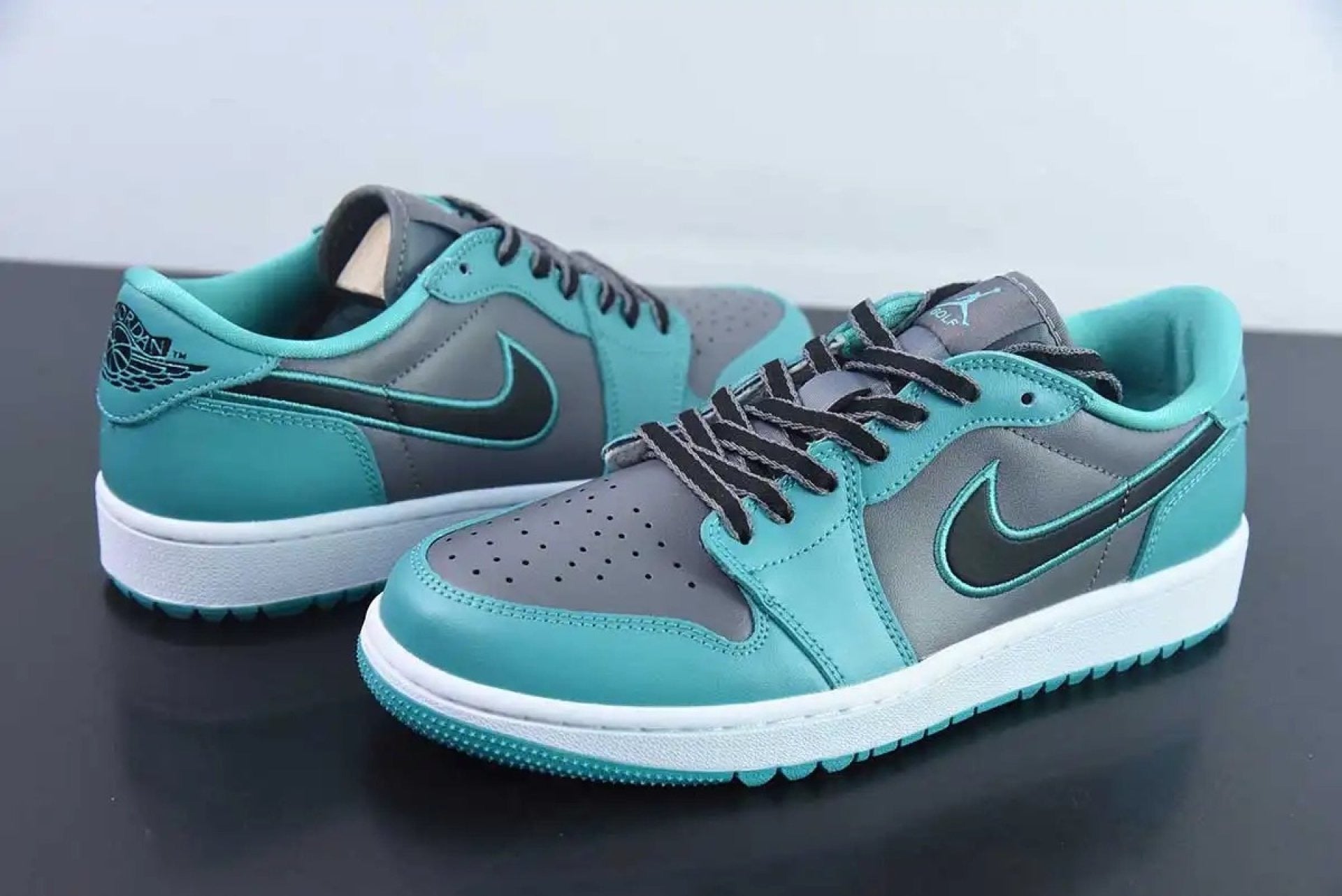 Air Jordan 1 Low Golf Cool Grey Gamma Blue