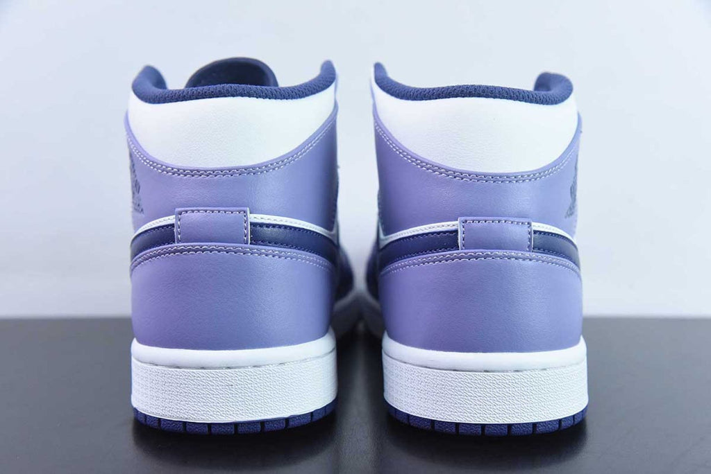 Air Jordan 1 Mid Blueberry