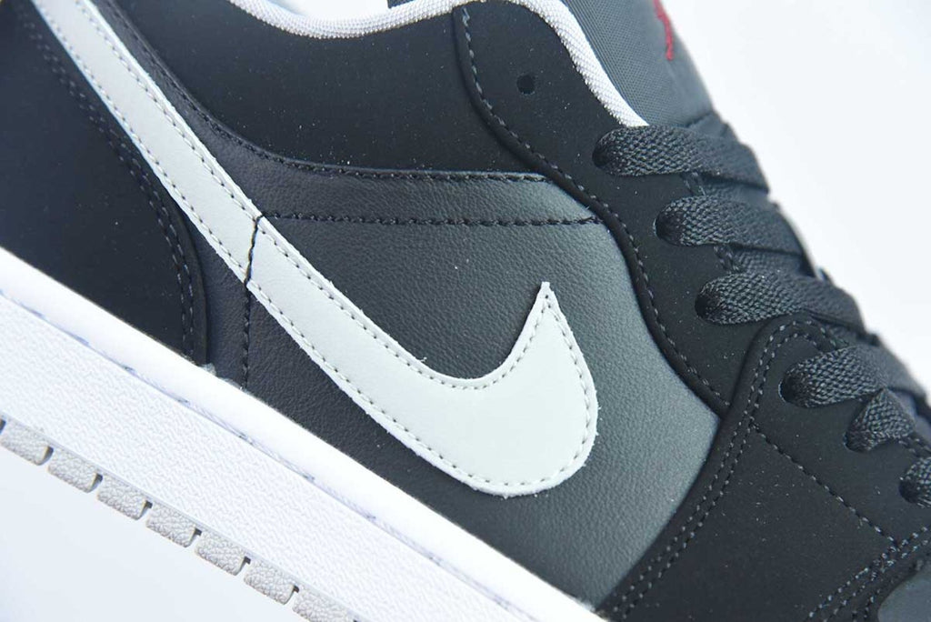 Air Jordan 1 Low Black Wolf Grey - Listinge