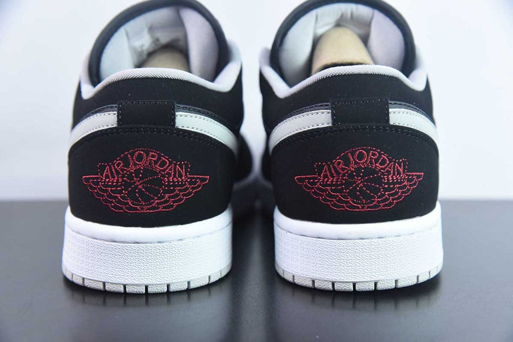 Air Jordan 1 Low Black Wolf Grey - Listinge