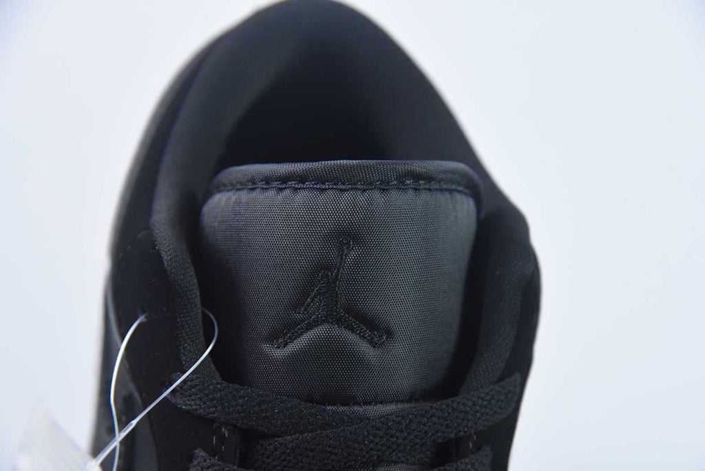 Air Jordan 1 Retro Low Triple Black