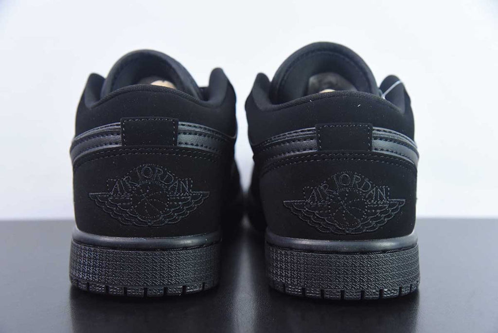Air Jordan 1 Retro Low Triple Black