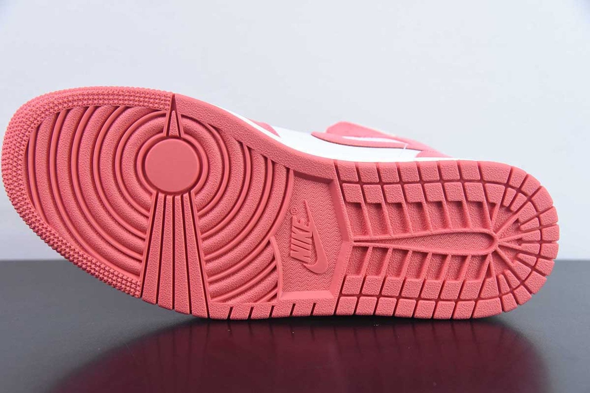 air Jordan 1 Mid Strawberries and Cream