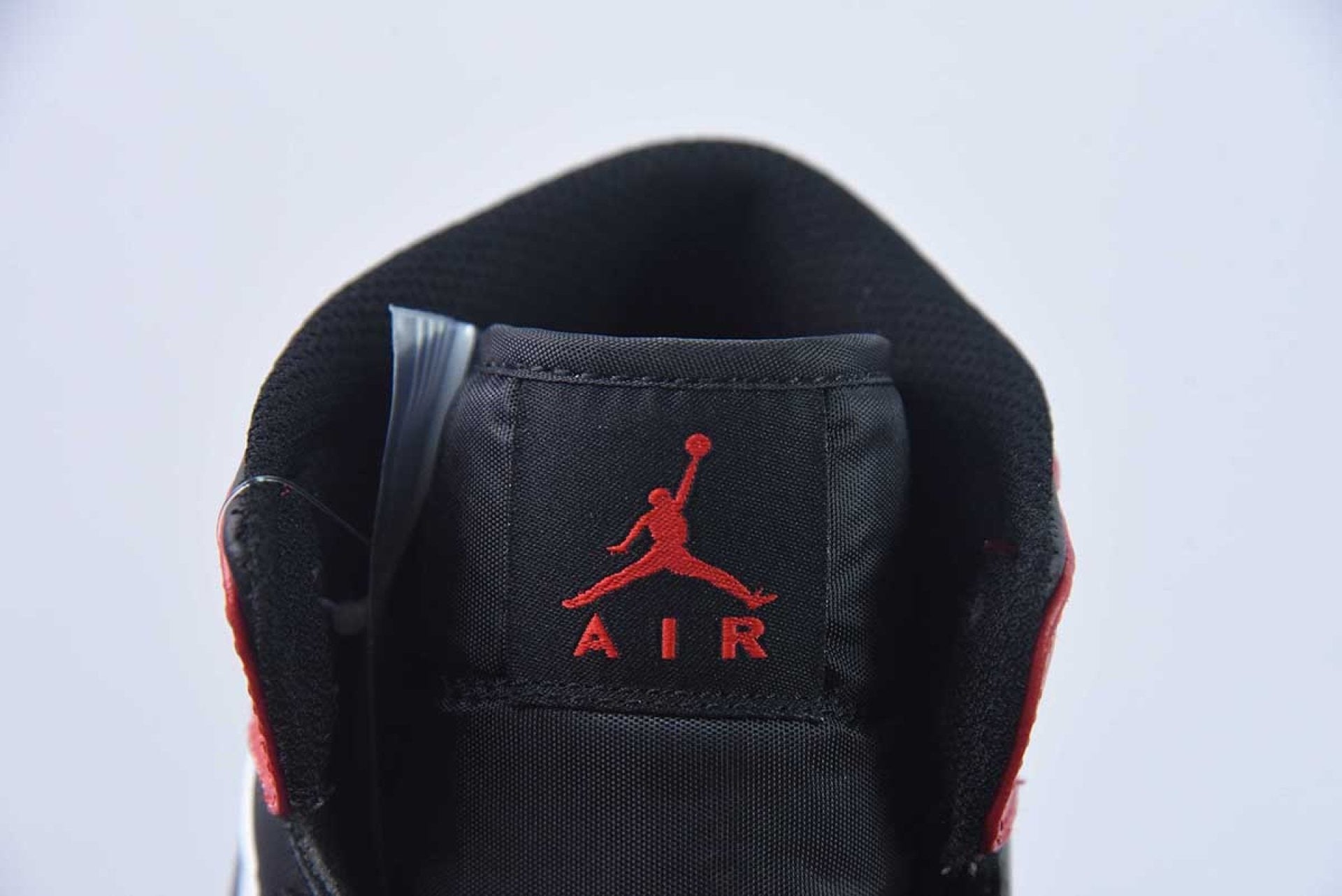 Air Jordan 1 Retro Old Love