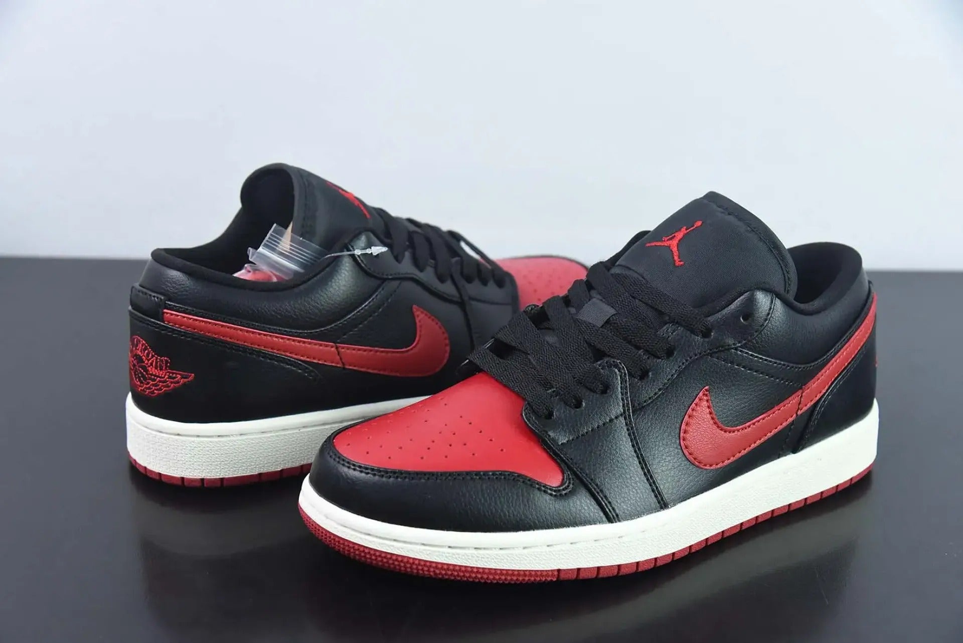 Air Jordan 1 Low Bred Sail