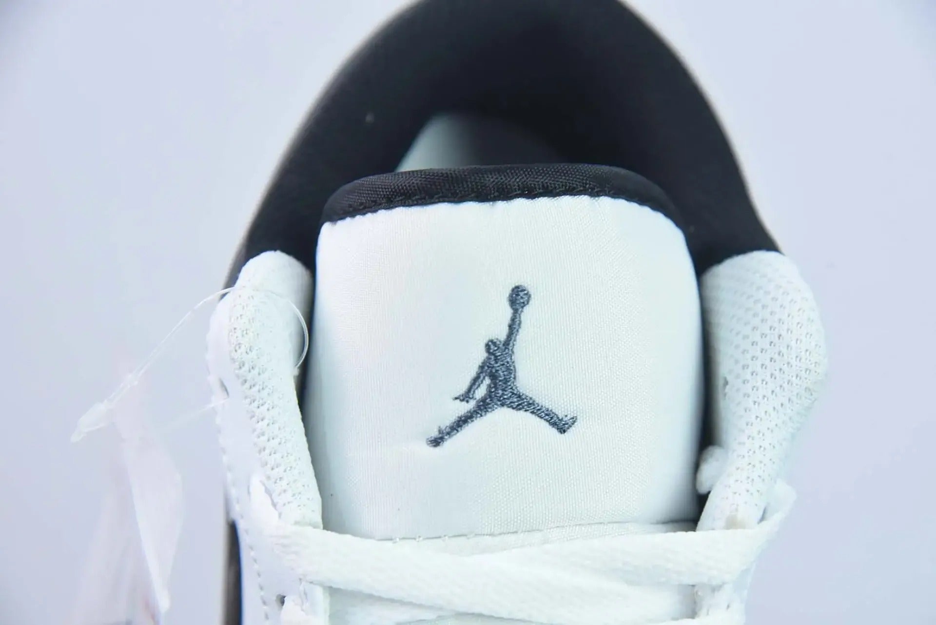 Air Jordan 1 Low White Black 553560-132