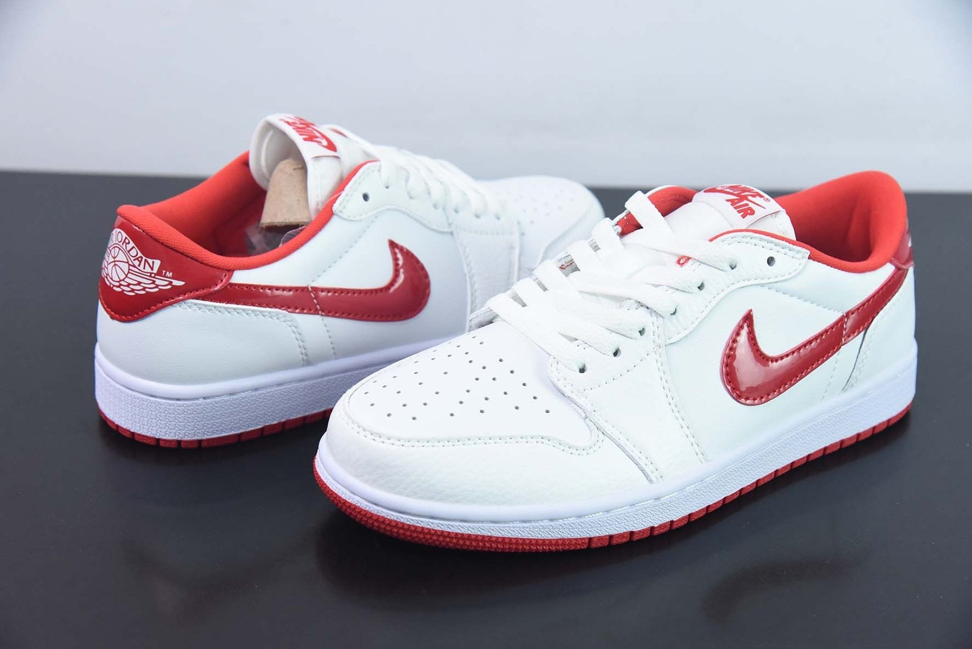 Air Jordan 1 Retro Low OG University Red
