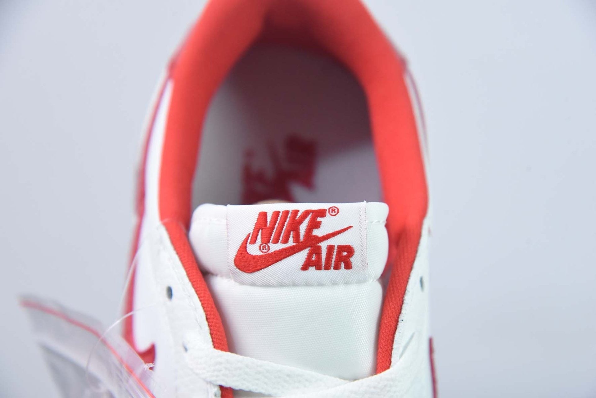 Air Jordan 1 Retro Low OG University Red