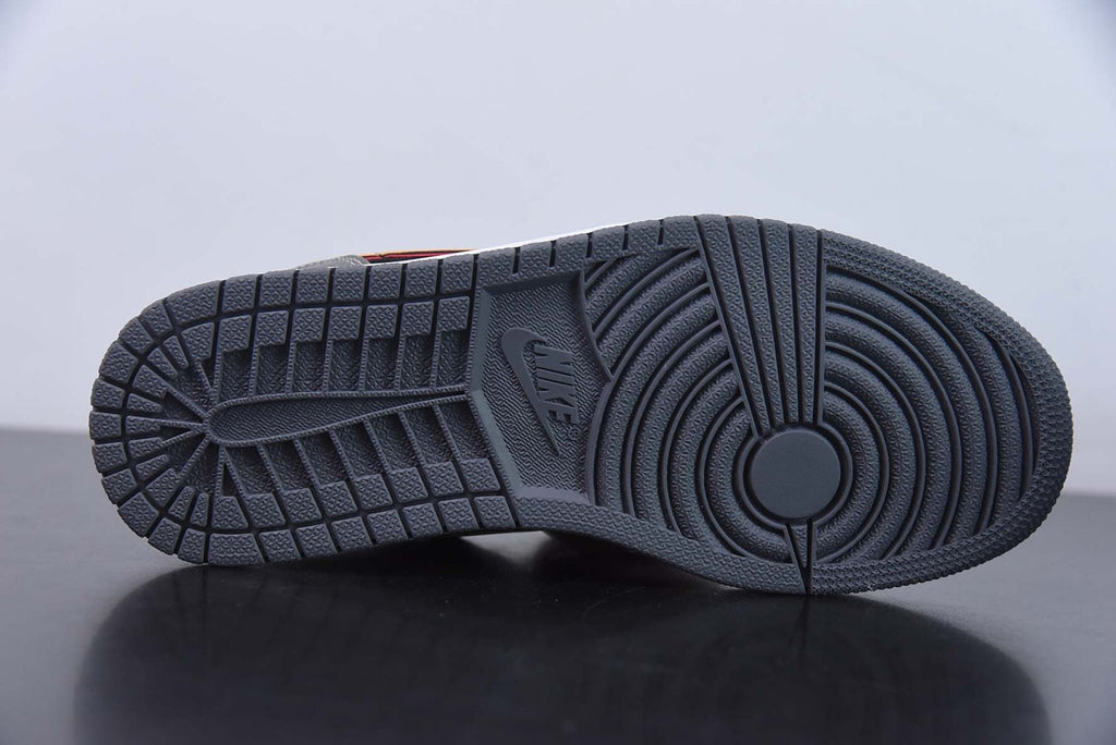 Air Jordan 1 Low SE Light Graphite Vivid Orange