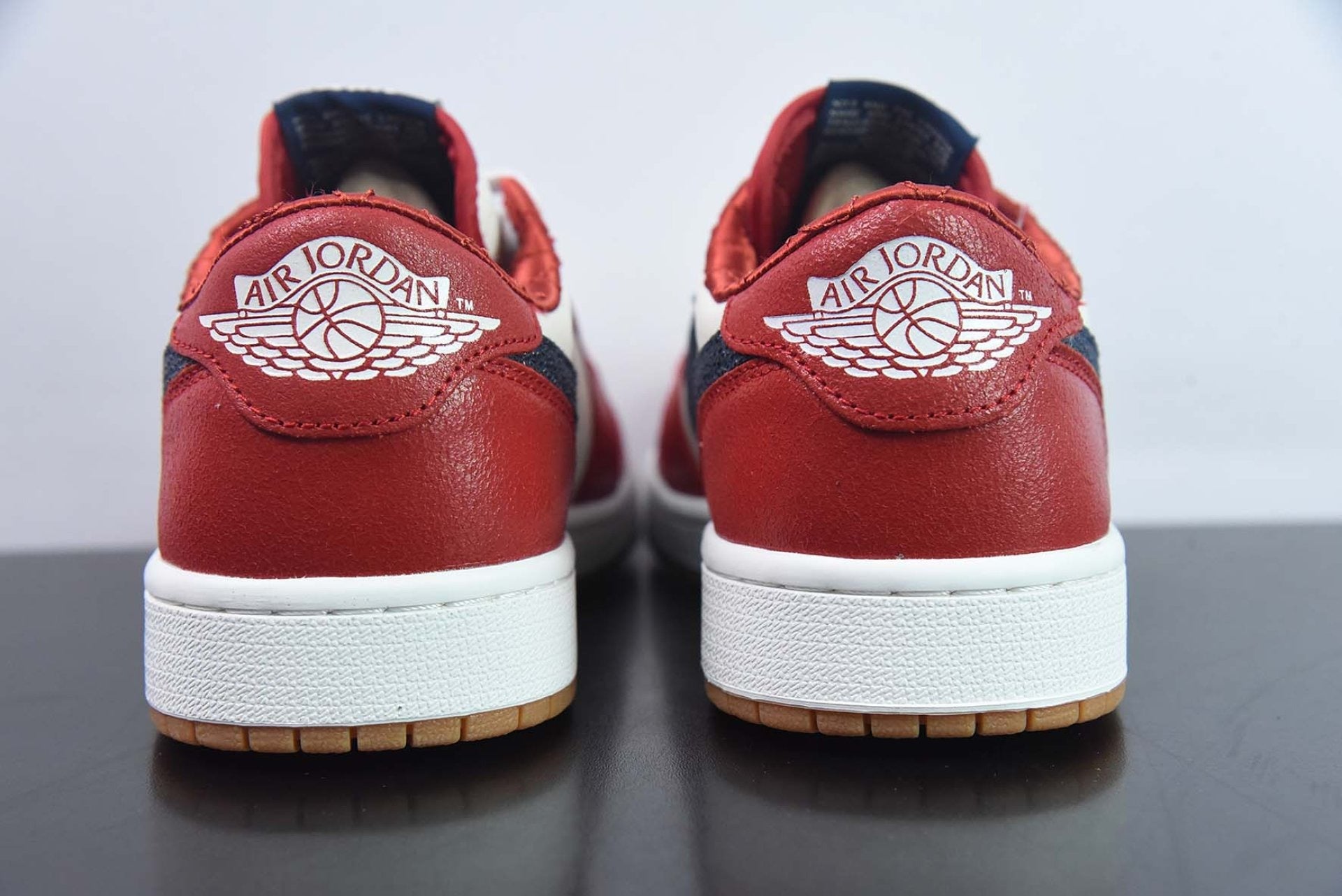 Air Jordan 1 Low OG “Howard University” PE