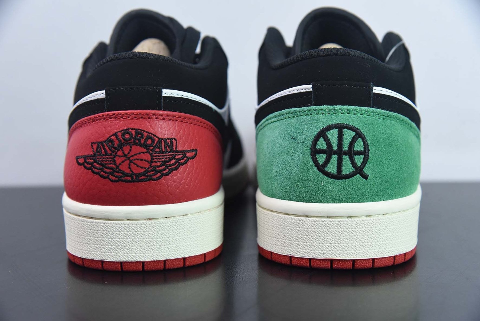 Air Jordan 1 Low Quai 54