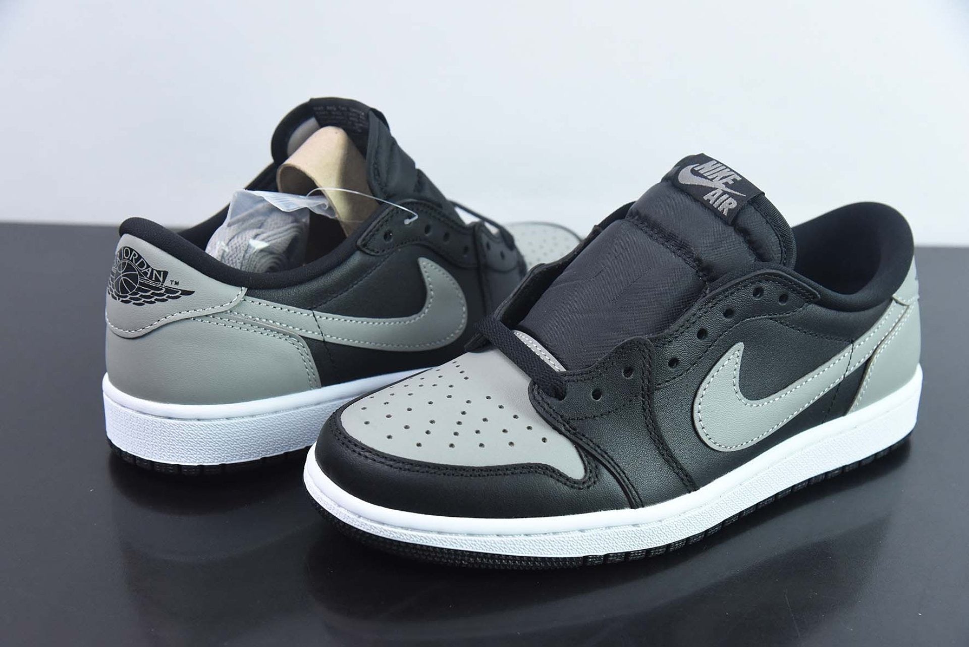 Air Jordan 1 Retro Low Shadow