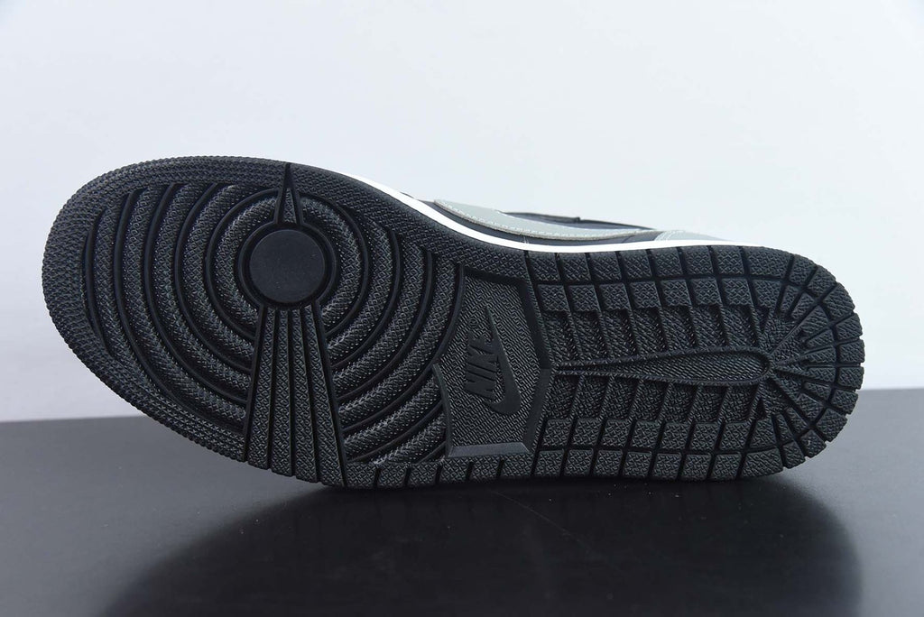 Air Jordan 1 Retro Low Shadow