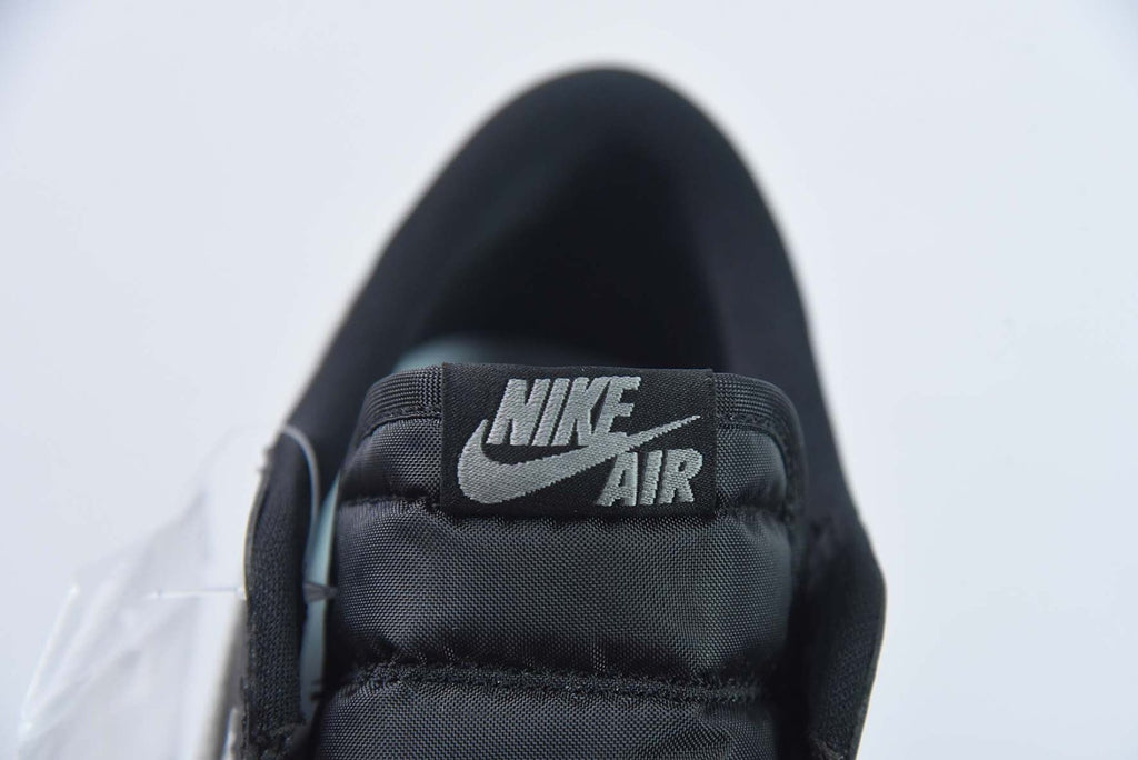 Air Jordan 1 Retro Low Shadow