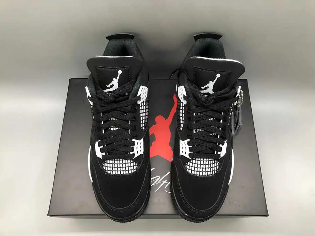 Air Jordan 4 Retro White Thunder