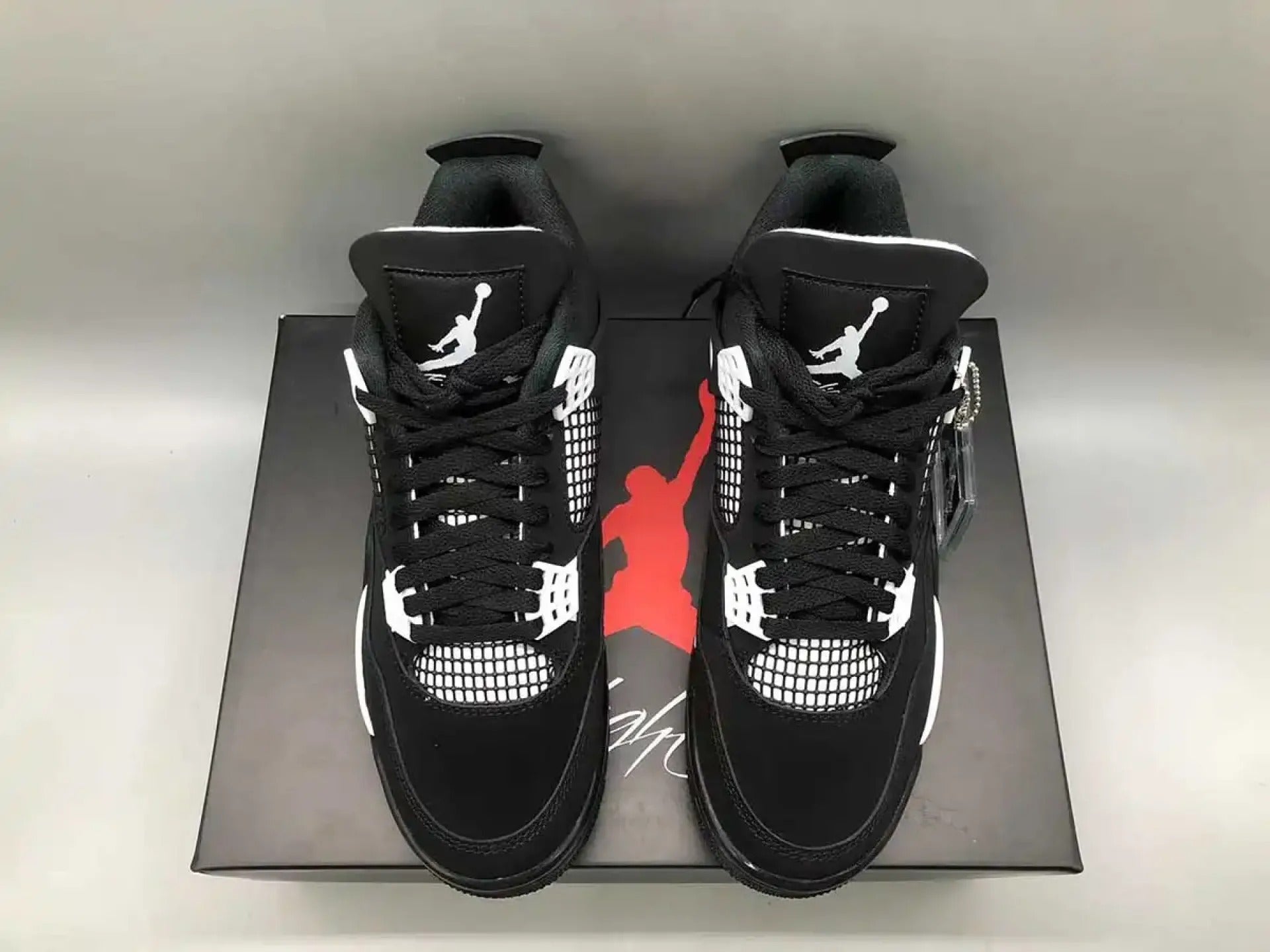 Air Jordan 4 Retro White Thunder