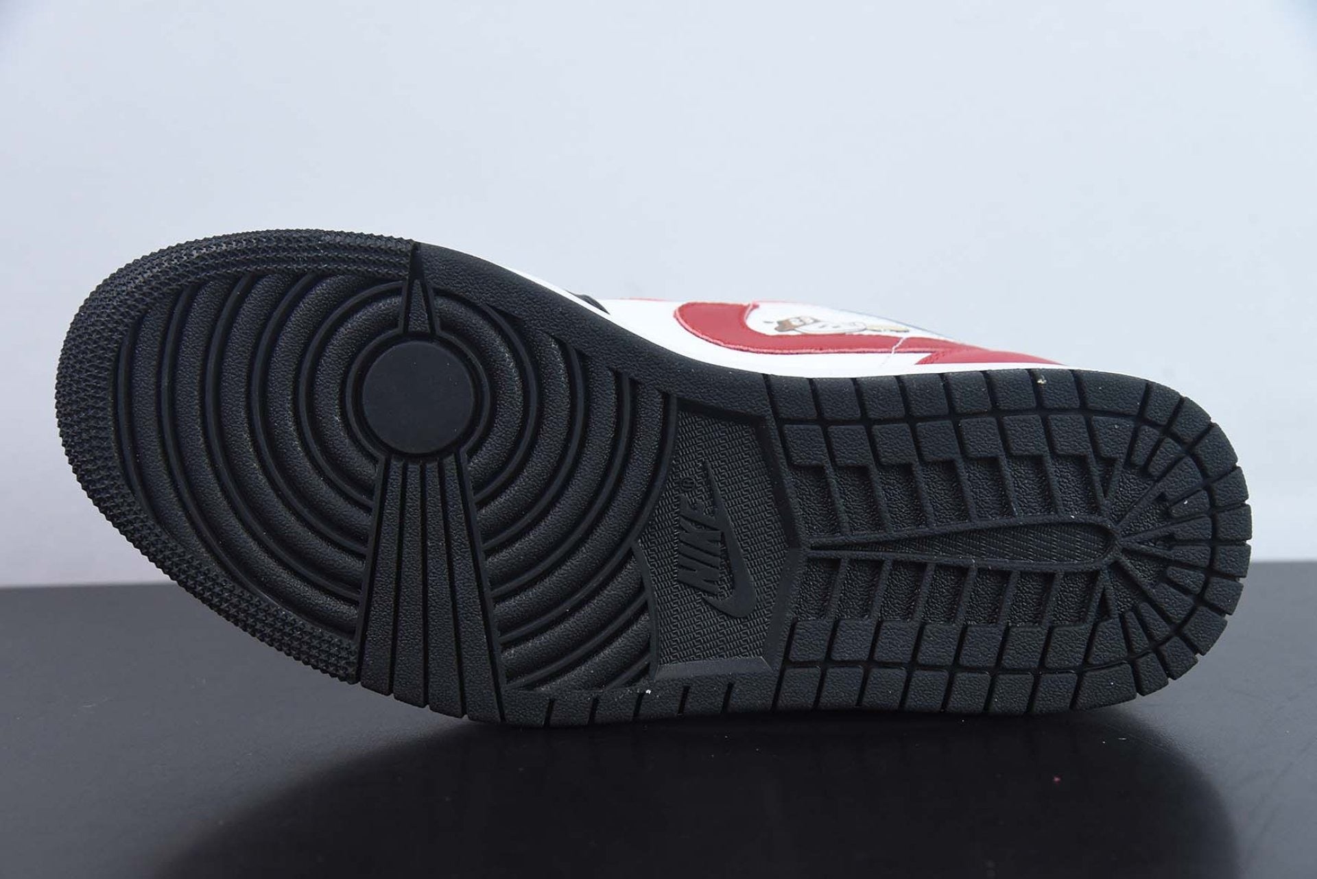 Air Jordan 1 Low GS Flaming Swoosh