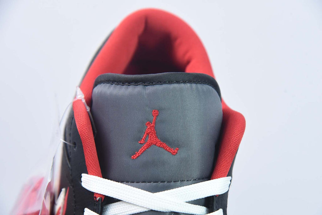 Air Jordan 1 Low SE Just Skate Black