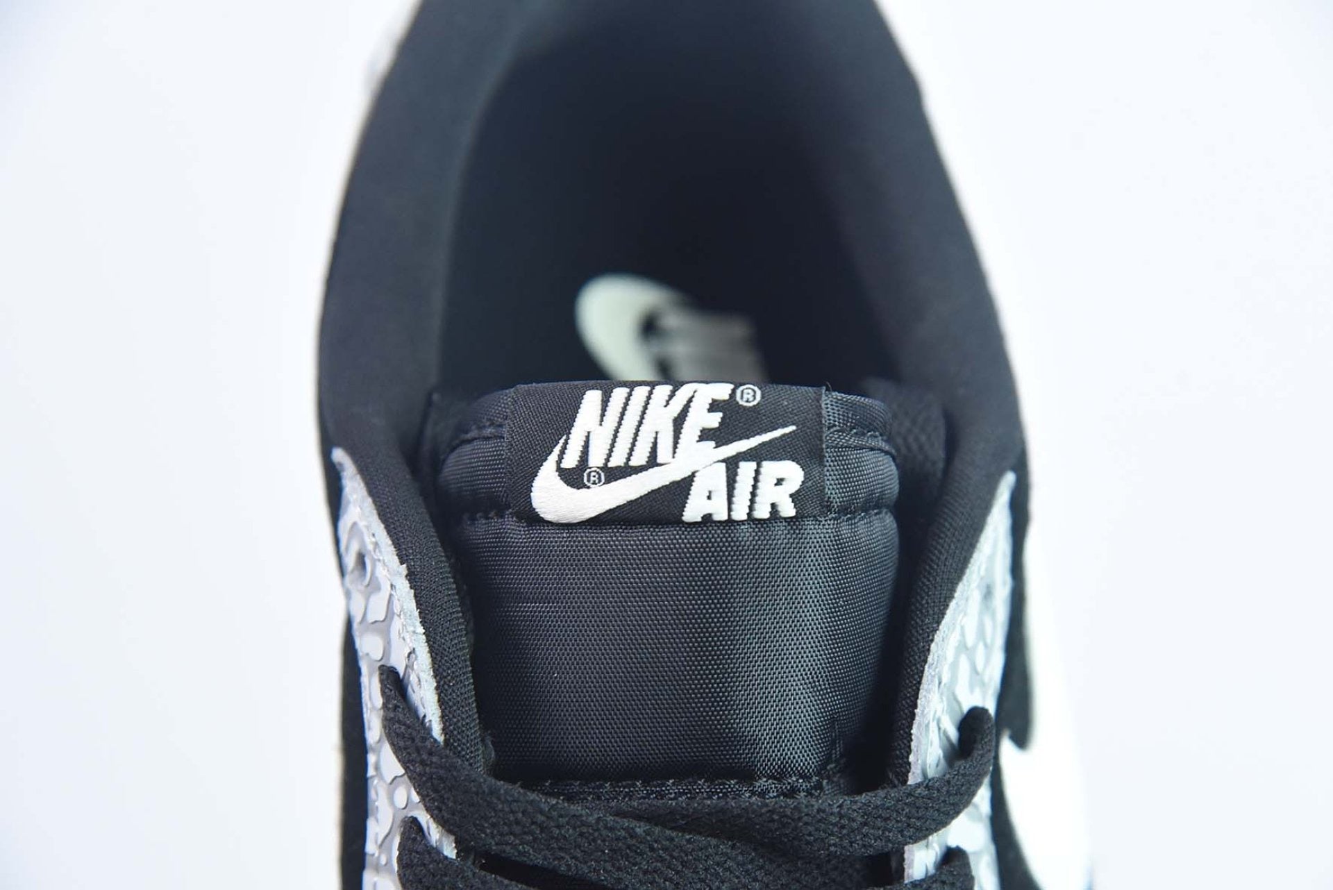 Air Jordan 1 Retro Low OG Black Cement