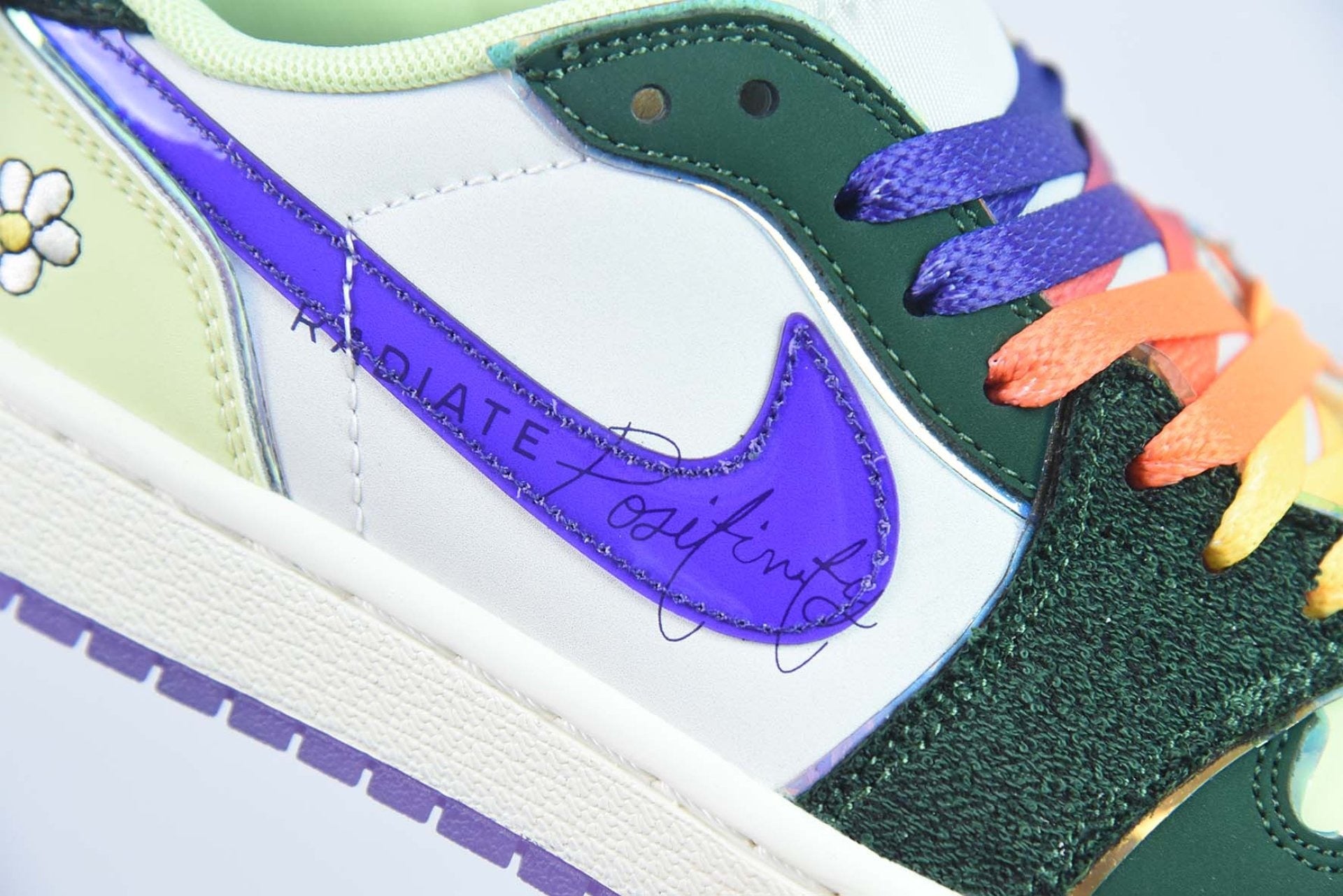 Air Jordan 1 Retro Low OG Doernbecher