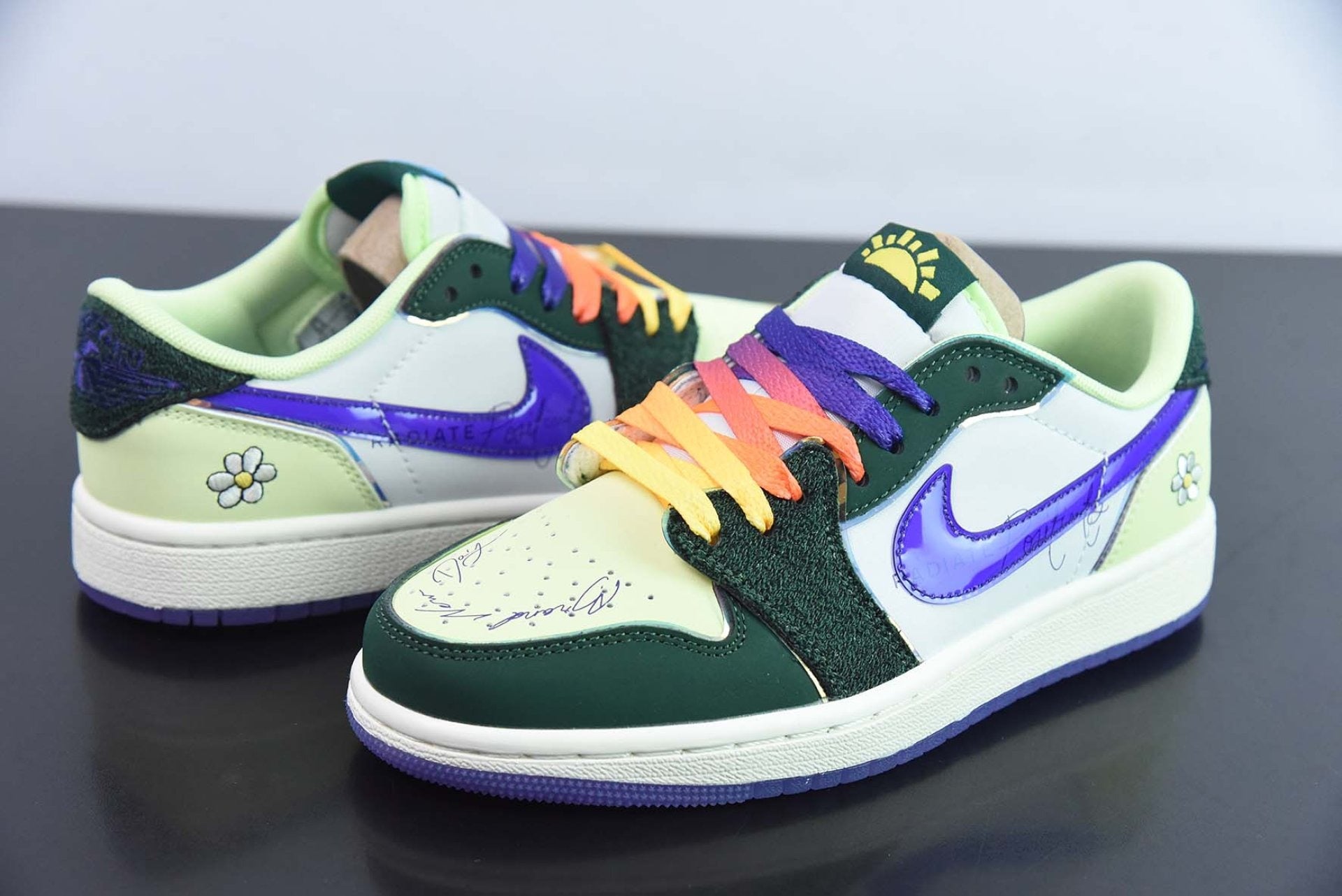 Air Jordan 1 Retro Low OG Doernbecher