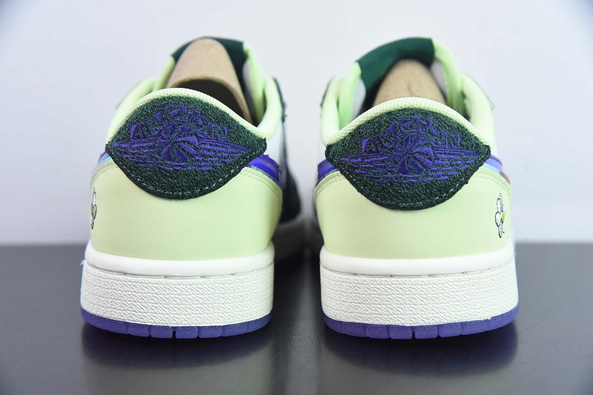 Air Jordan 1 Retro Low OG Doernbecher