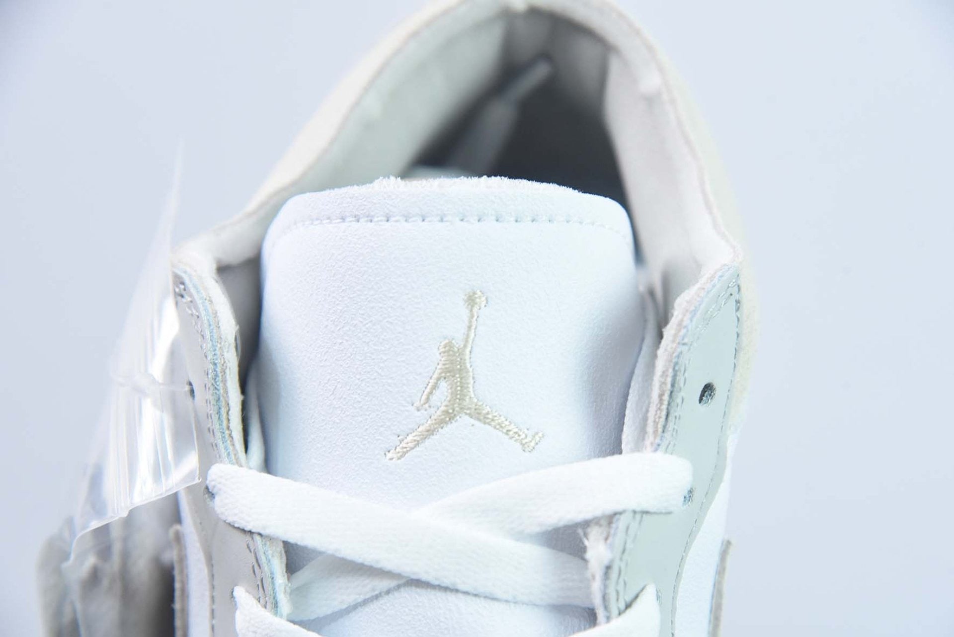 Air Jordan 1 Low SE Craft Inside Out Tech Grey