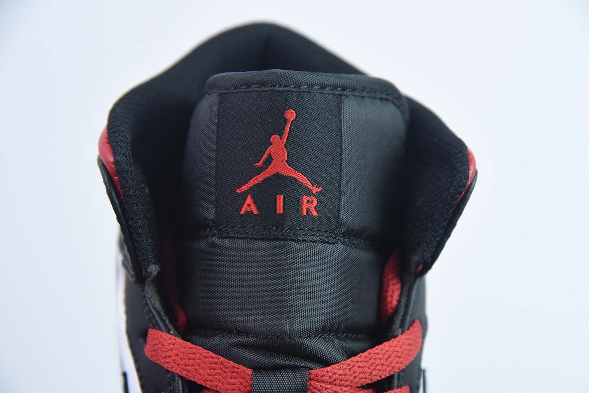 Air Jordan 1 Mid Gym Red Black Toe
