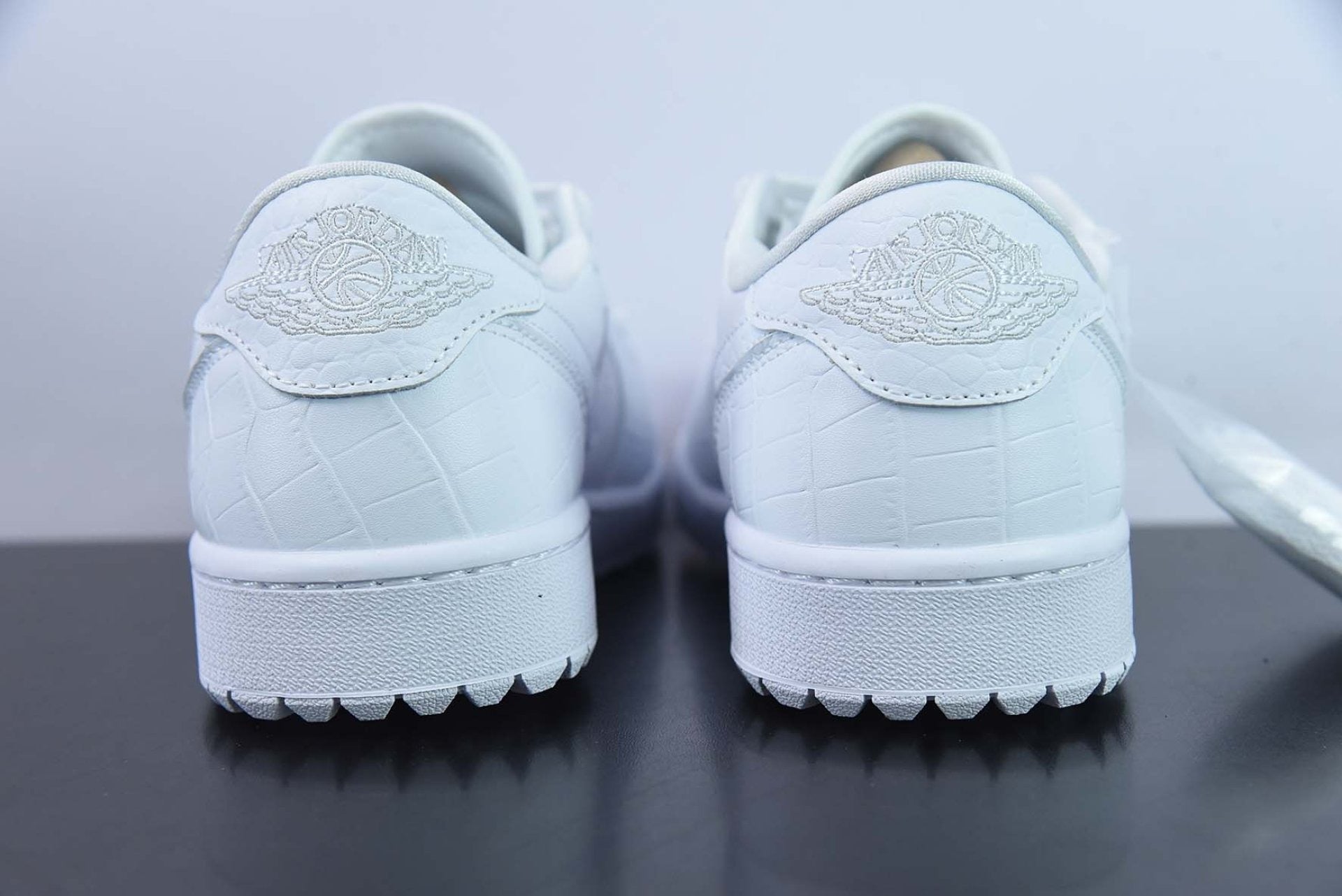 Air Jordan 1 Retro Low Golf White Croc