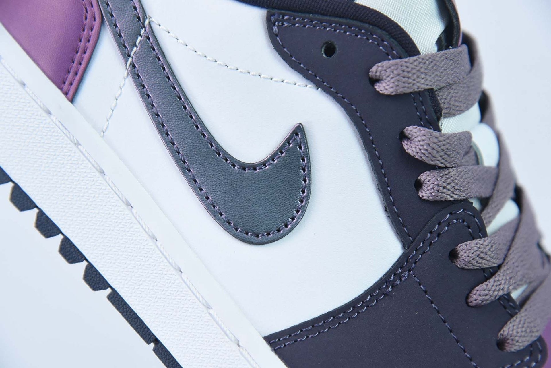 Air Jordan 1 Retro Low Golf NRG Purple Smoke
