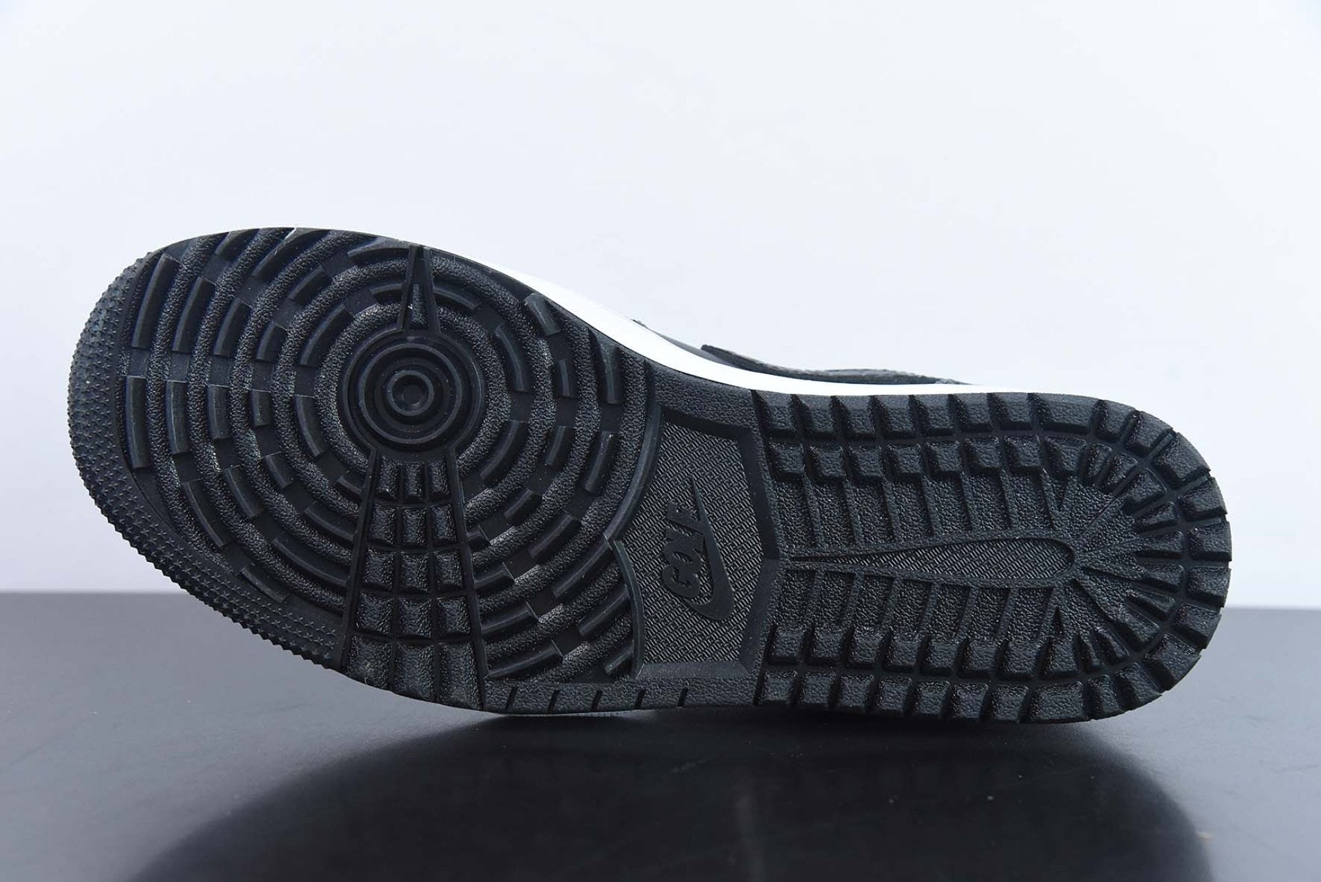 Air Jordan 1 Retro Low Golf Black Croc