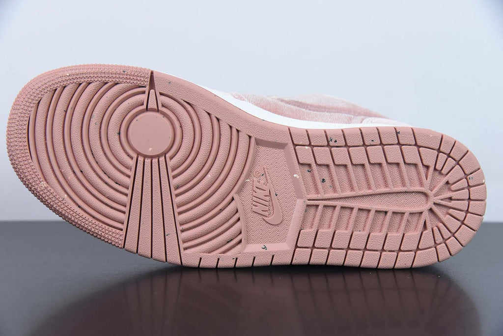 Air Jordan 1 Low SE Pink Velvet