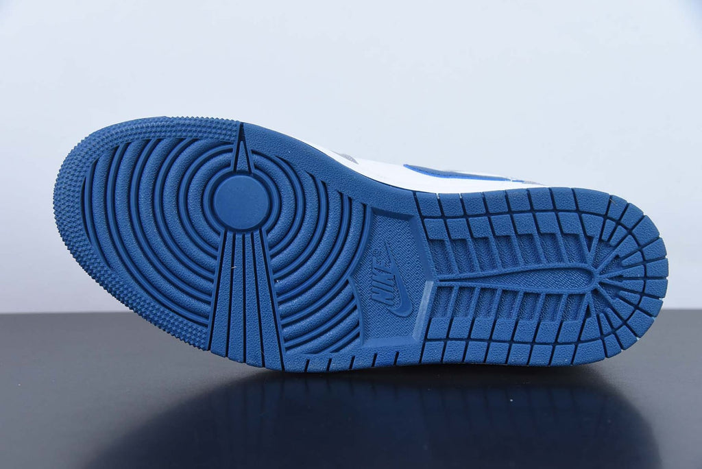 Air Jordan 1 Mid True Blue