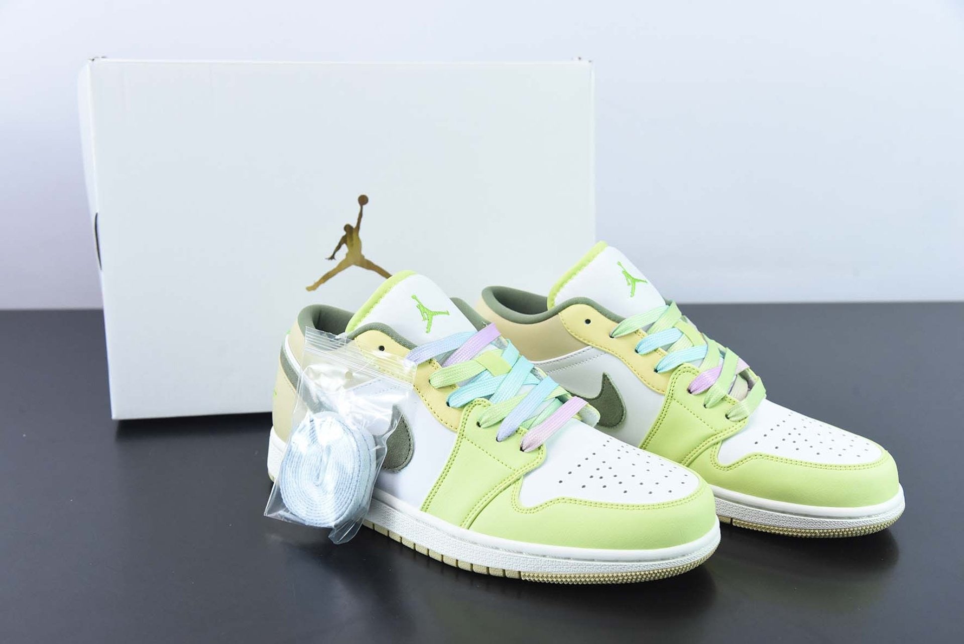 Air Jordan 1 Low Sail White Oil Green