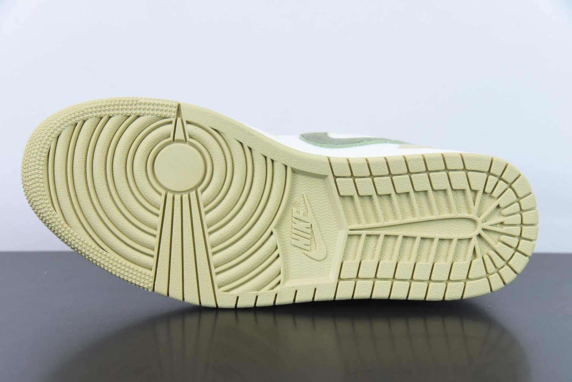 Air Jordan 1 Low Sail White Oil Green