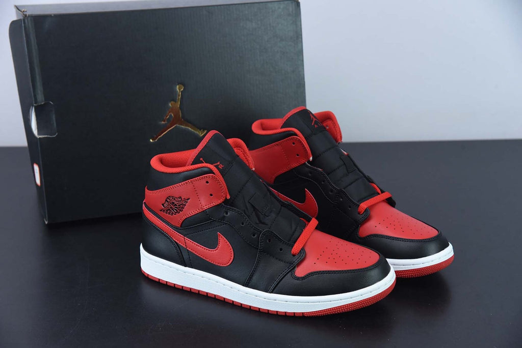 Air Jordan 1 Mid Alternate Bred