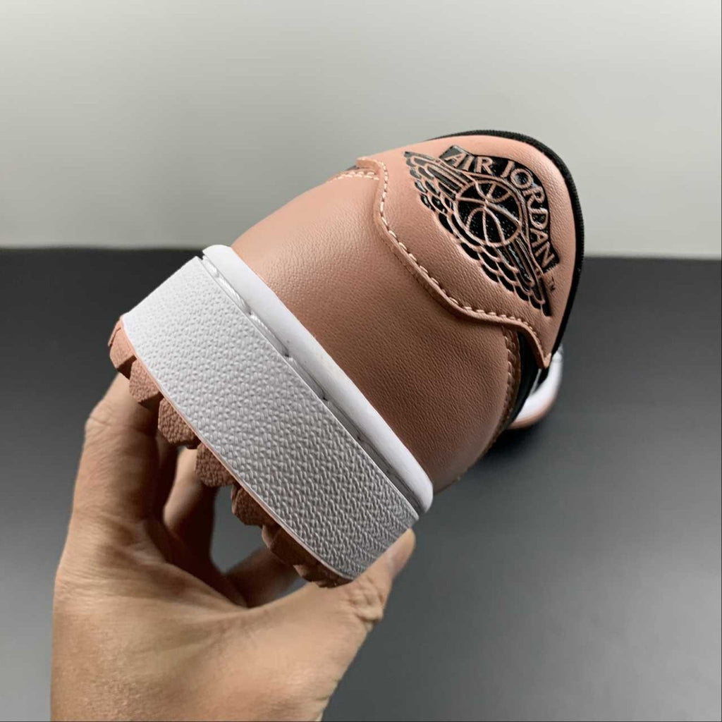 Air Jordan 1 Retro Low Golf Rust Pink
