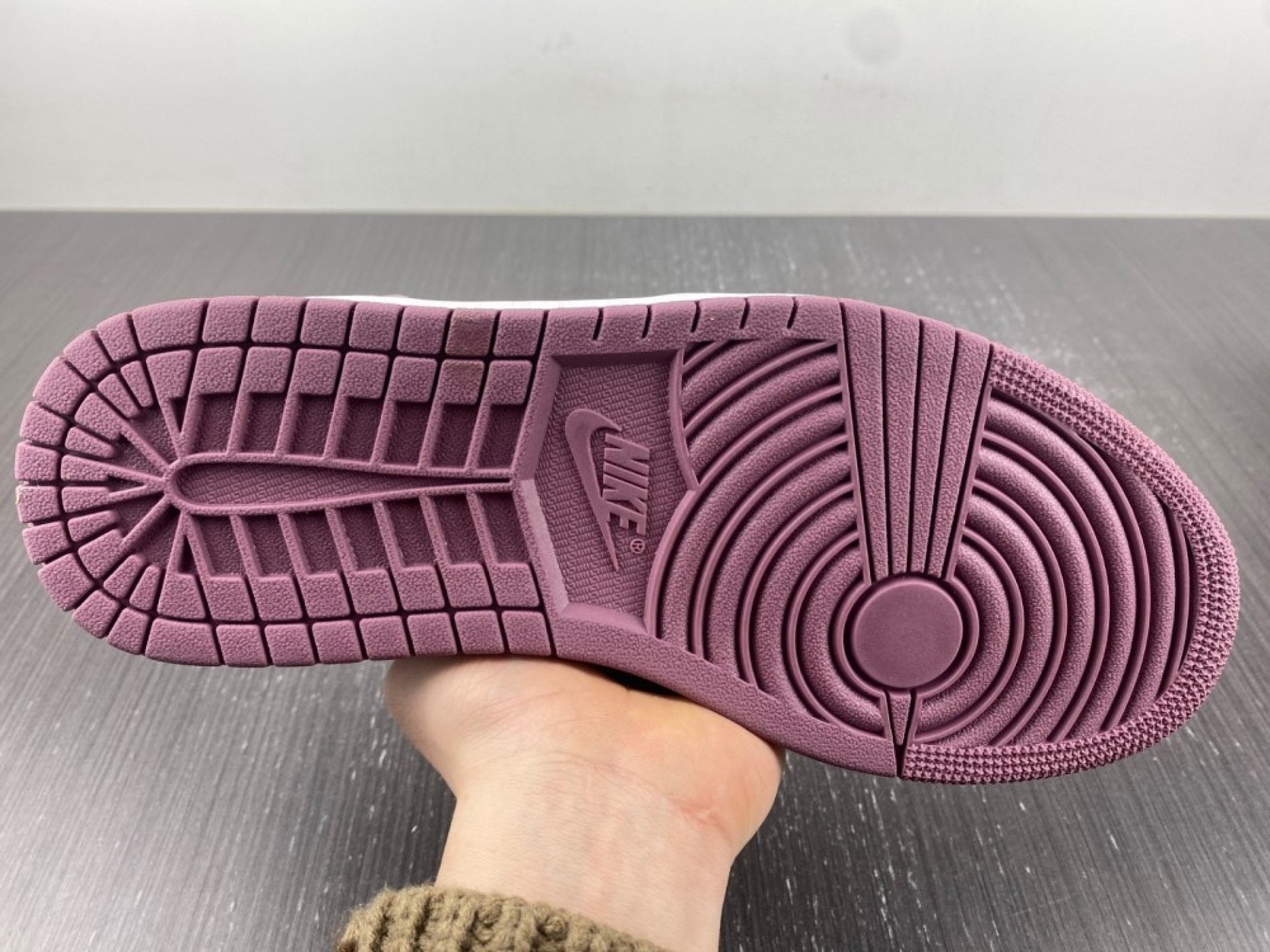 Air Jordan 1 Low Unity