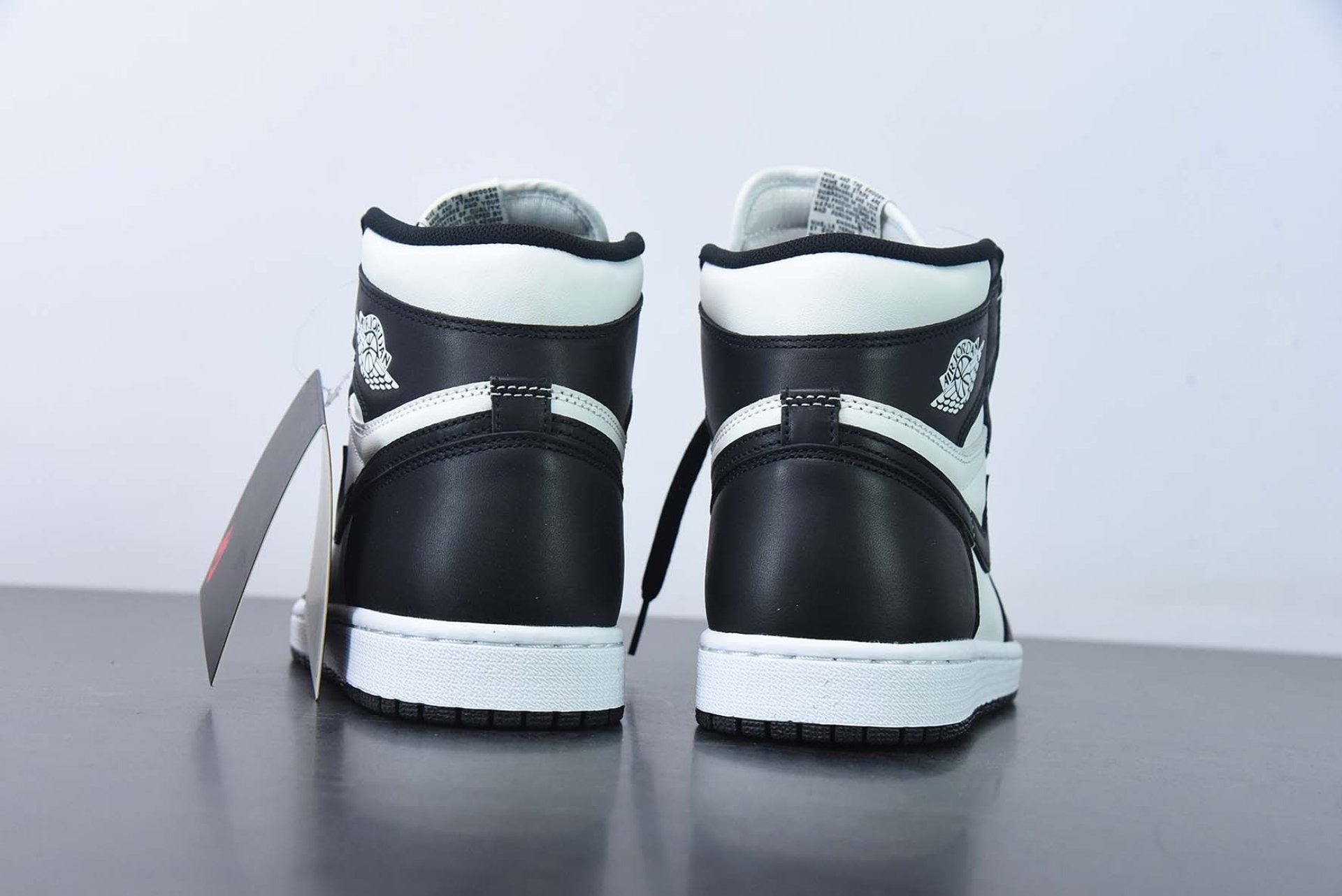 Air Jordan 1 Retro High 85 Black White