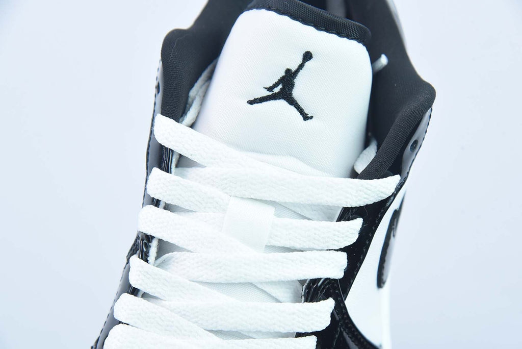 Air Jordan 1 Low SE Concord