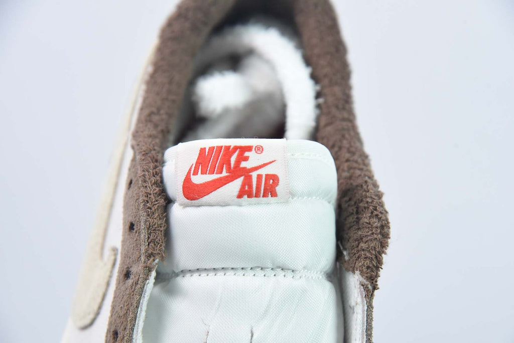 Air Jordan 1 Retro Low OG Year of the Rabbit