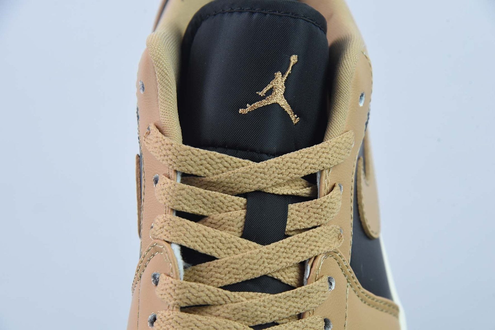 Air Jordan 1 Low Desert