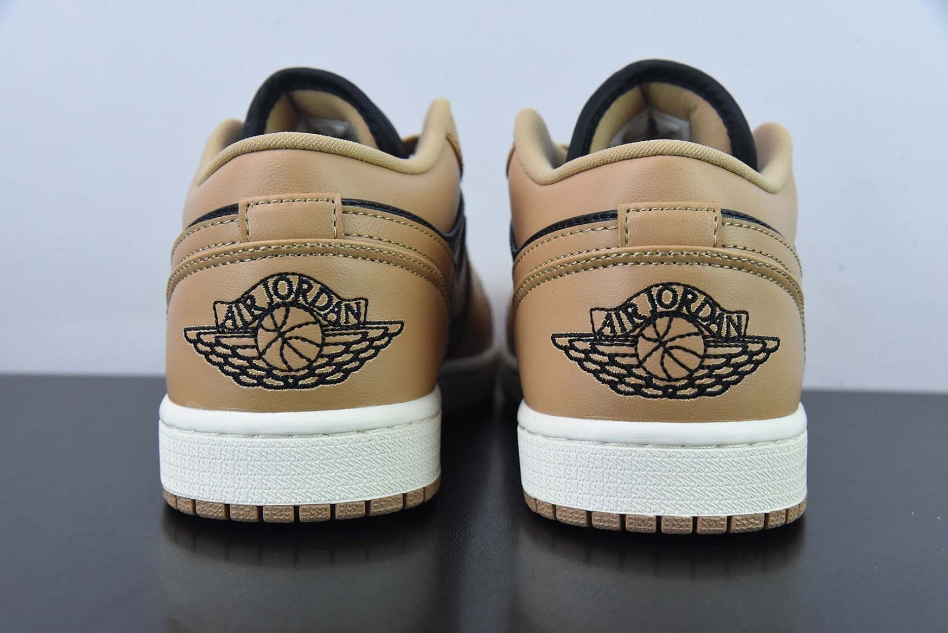 Air Jordan 1 Low Desert