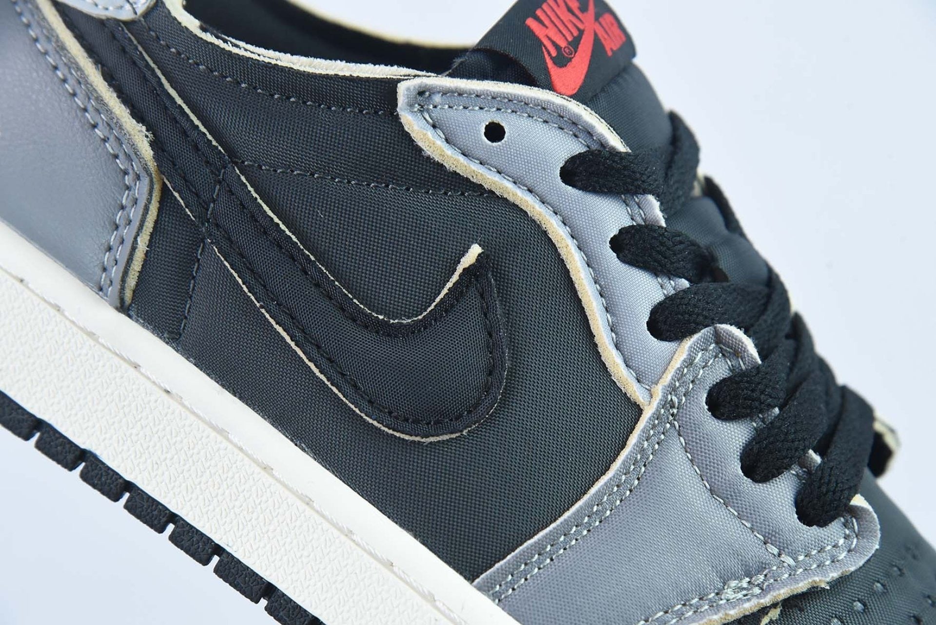 Air Jordan 1 Low OG EX Black Smoke Grey