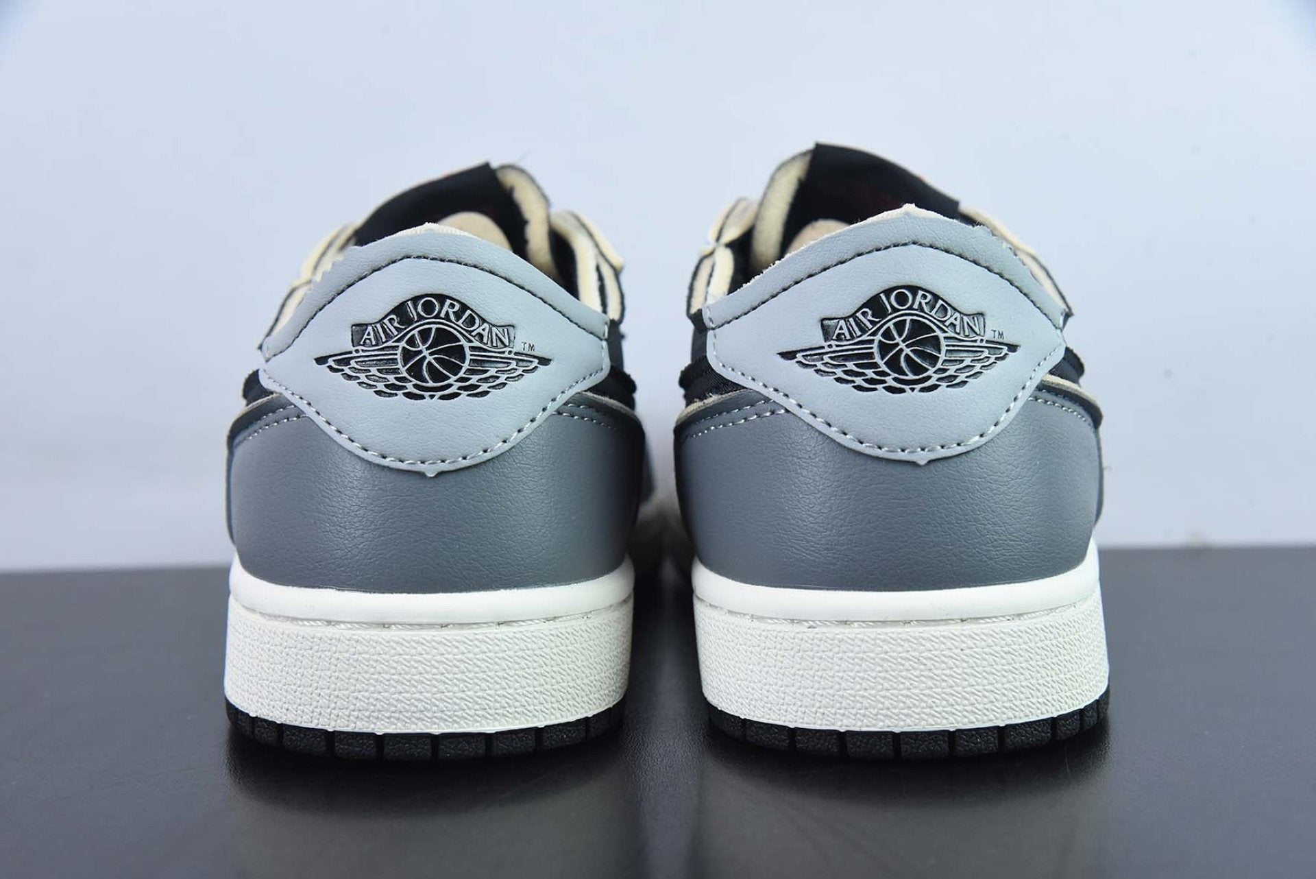 Air Jordan 1 Low OG EX Black Smoke Grey