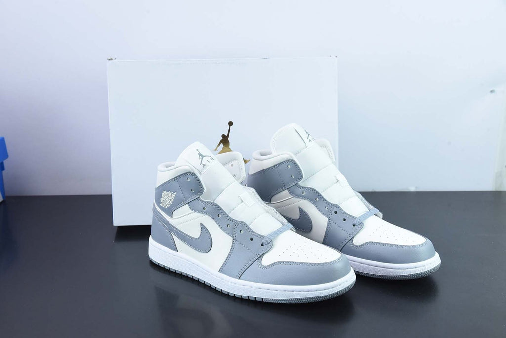 Air Jordan 1 Mid Stealth