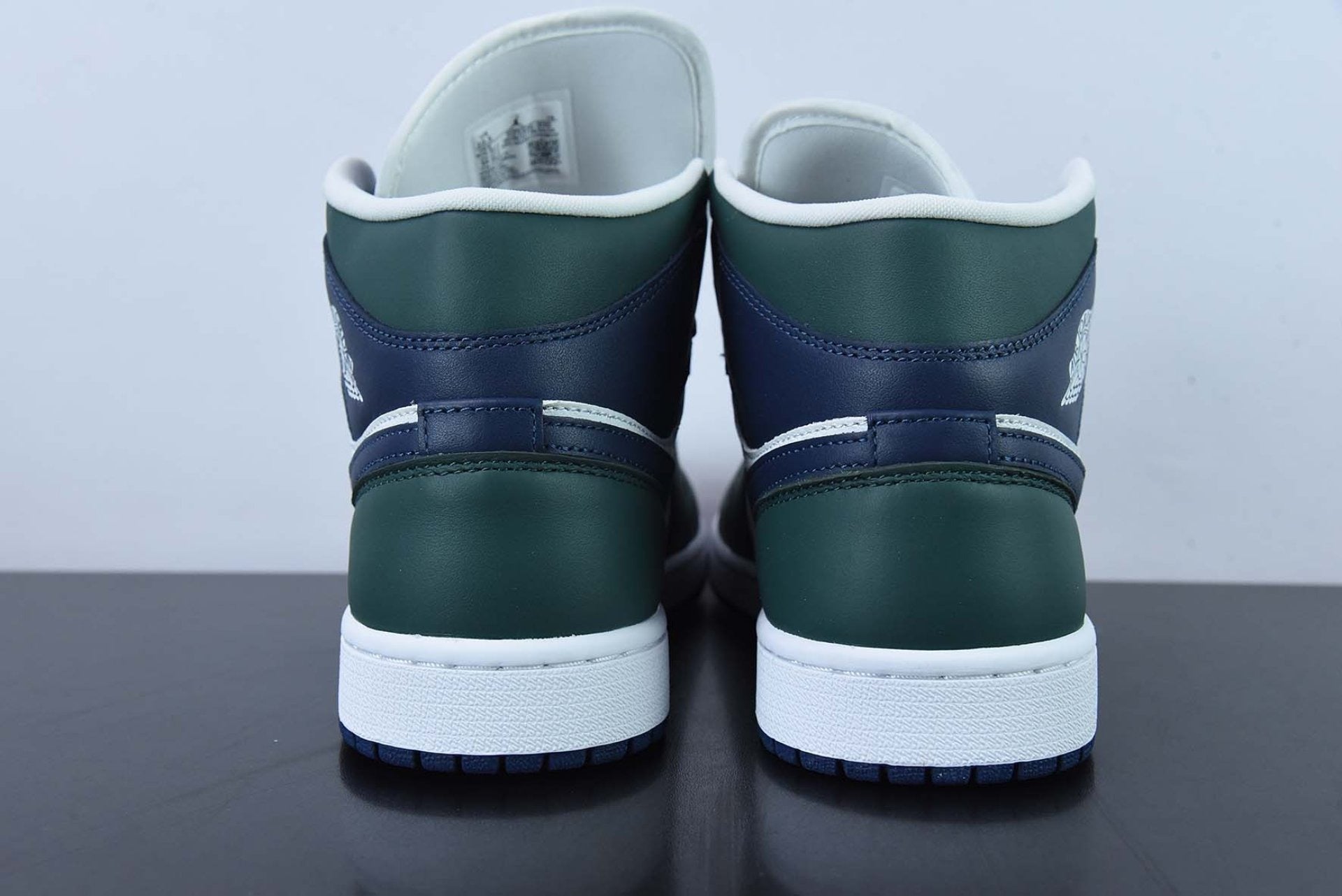 Air Jordan 1 Mid SE Seahawks