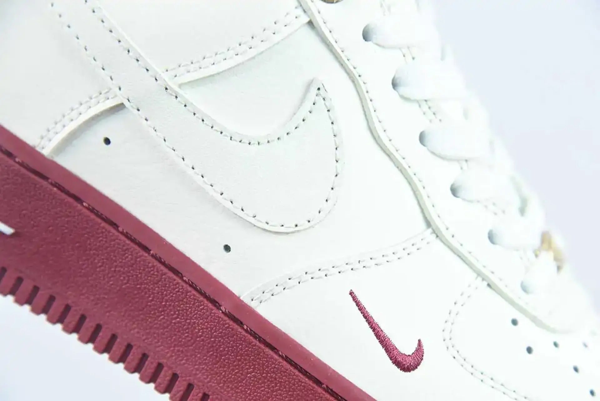 Air Force 1 Low '07 SE 40th Anniversary Edition Sail Team Red