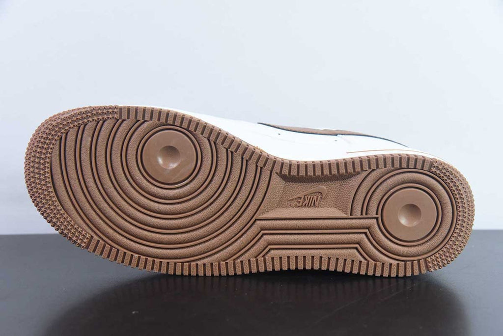 Air Force 1 Low 07 Pecan